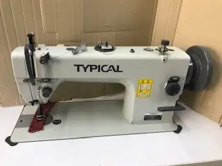 מכונה טיפיקל דגם 617D  שתי רגליים מחט הולכת במצב מעולה