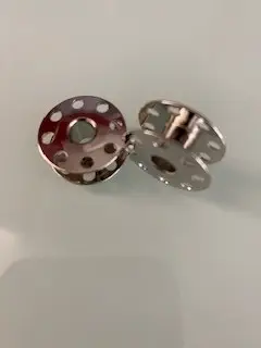 סלילים למכונות תפירה תעשייתיות